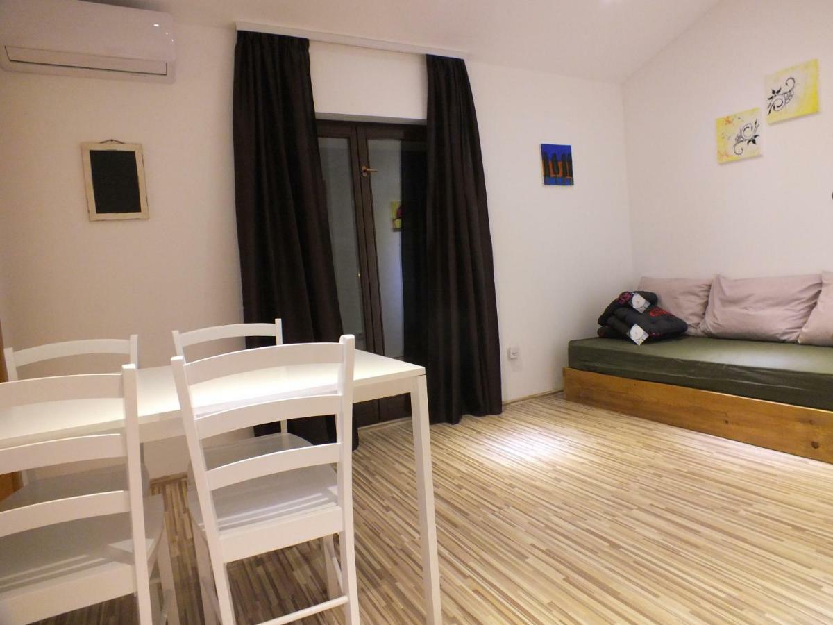 Apartmani Barisic Бродарица Экстерьер фото